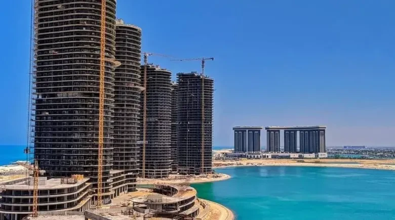 شقة للبيع في بيتش فرونت تاورز العلمين