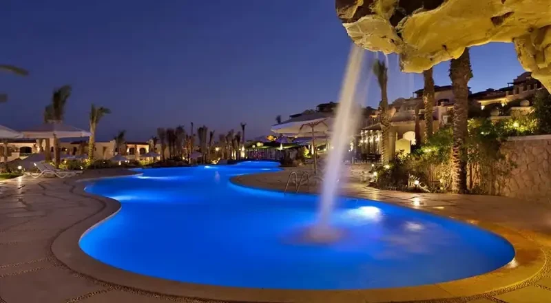 قرية لافيستا 5 العين السخنة
