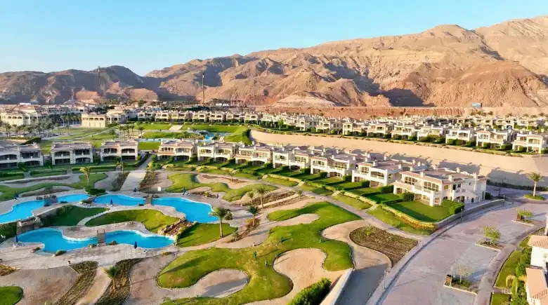 Chalet for Sale with 130 sqm in Phase 2 La Vista 6 Ain Sokhna