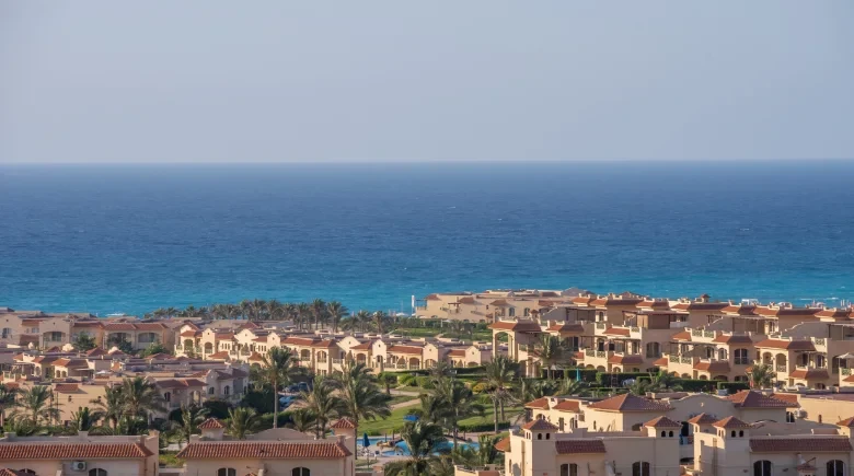 قرية لافيستا باي الساحل الشمالي