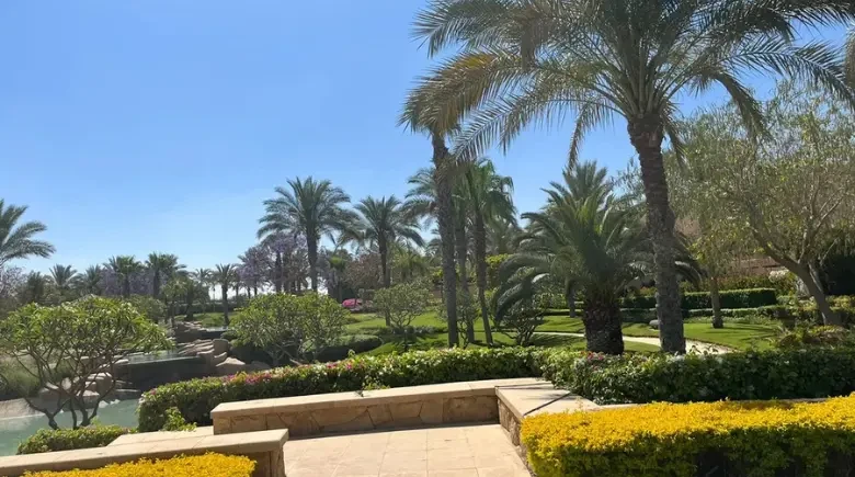 كمبوند سيزونز ريزيدنس القاهرة الجديدة